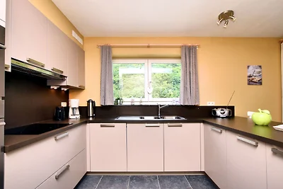 Ferienhaus in Hastiere in der Nהhe des Waldes