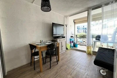 Apartment in Grau du Roi in Strandnähe