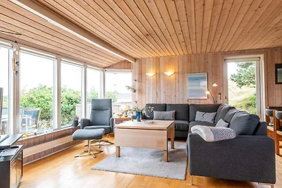Oasi Moderna con Sauna e Vista-By Traum
