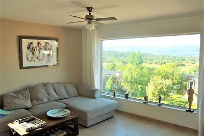Villa duplex con piscina a Madrid