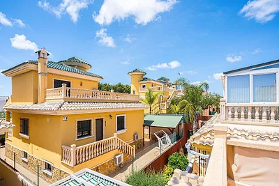 Ferienhaus in Orihuela mit Garten
