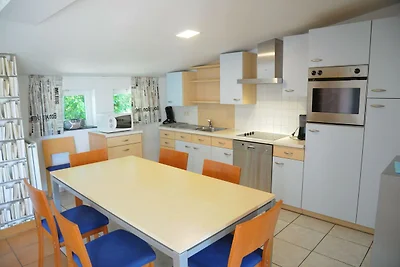 Spazioso bungalow con ampio giardino