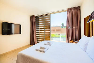 Villa in Albufeira bij Salgados Strand