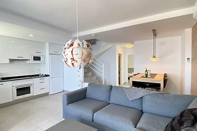 Duplex in Málaga mit Meerblick & Pool