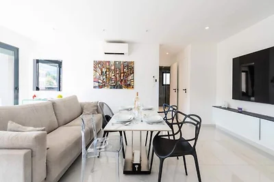 2P Traversant, Centre Cannes, Rue d'Antibes