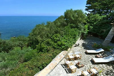 Villa a Castellammare del Golfo con 1 camera ...