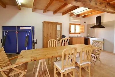 Huis in Mallorcaanse stijl met zwembad