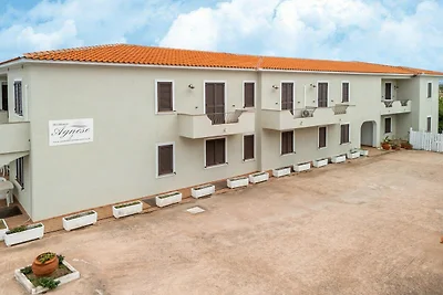 Gemütliche Wohnung in Valledoria mit Balkon