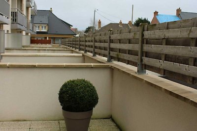 Modern apartment in Bray-Dunes with terrace