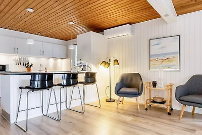 8 Personen Ferienhaus in Væggerløse-By Traum