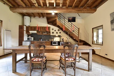 Ferienhaus in Lantheuil mit Garten