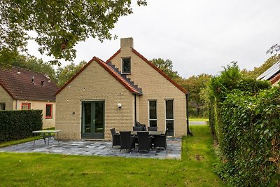 Vakantiehuis in Ewijk in een prachtige...