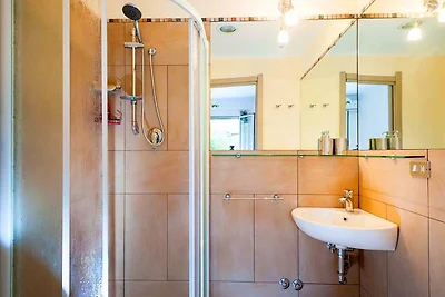 Lussuosa villa a Ragalna con piscina privata