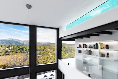 Modernes Ferienhaus in Buger mit Pool