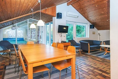 10 Personen Ferienhaus in Glesborg-By Traum