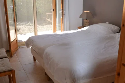 Moderne Villa mit privatem Pool in Cesseras