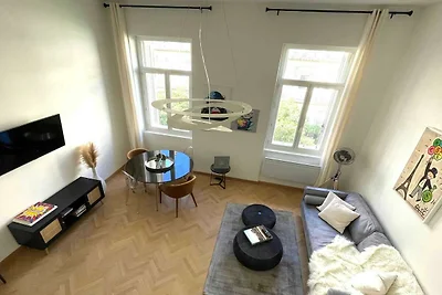 Apt Mezzanine 2BDR/4P – Notre Dame/Vieux-Port