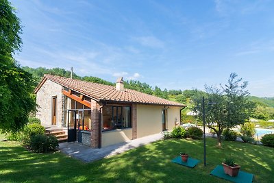 Bellissimo cottage a Dicomano con piscina