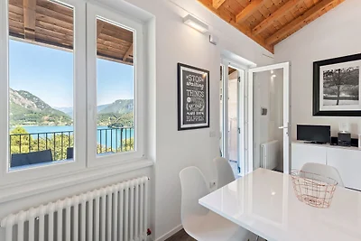 Ferienhaus in Ledro mit Terrasse