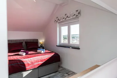 Villa Camellia - Two Bedroom Villa with swimm...