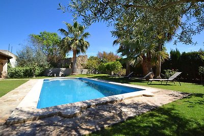 Luxuriöse Villa mit privatem Pool, modernes I...