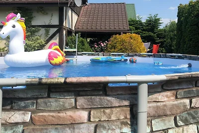 Komfortables Ferienhaus mit Garten, am See