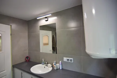 Ferienhaus mit Whirlpool in Zakowo