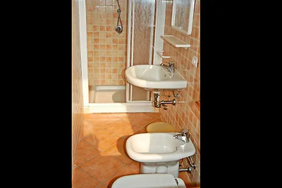 Appartamento moderno a Menaggio con terrazza