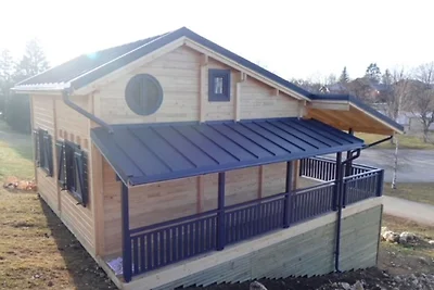 Chalet in Saint Laurent an einem Hang