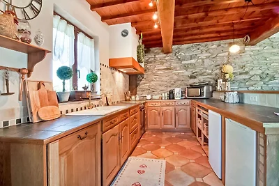 Ferienhaus in Lierneux mit Garten