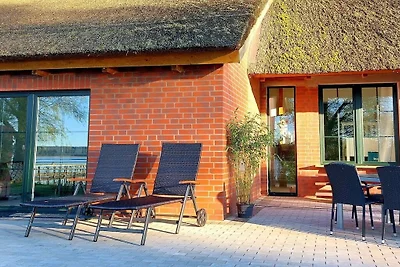 Maison de plage au bord du lac - avec bateau ...
