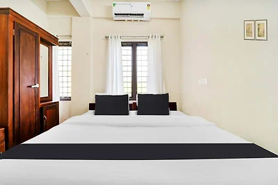 Super Hotel O Ambalamedu