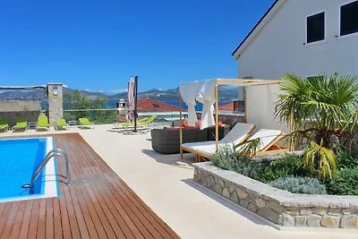 Apartments Kula - Comfort One Bedroom Apartme...