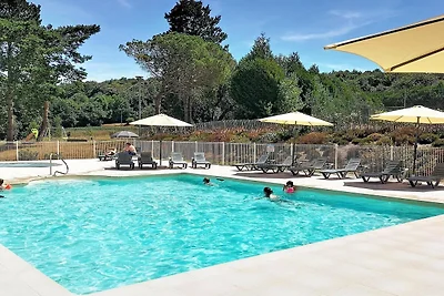 Villa con terrazza privata e piscina in...