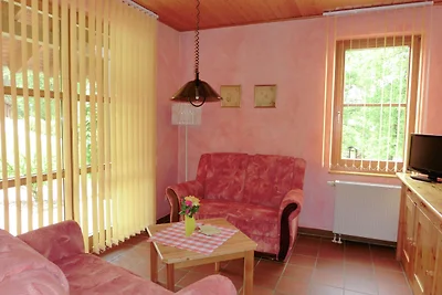 Schöne Doppelhaushälfte mit Terrasse in...