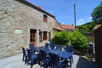 Uriges Ferienhaus in Falaën