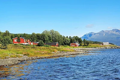 7 Personen Ferienhaus in Rossfjordstraumen