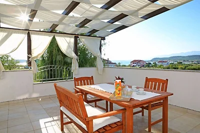 Apartment in Ljubac mit privater Terrasse