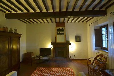 Casa colonica toscana a Lucca con piscina