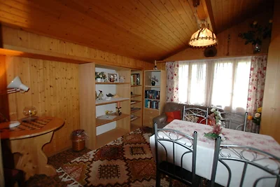 Ferienhaus in Wilderswil mit Garten
