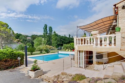 Ferienhaus mit privatem Pool in der Nähe