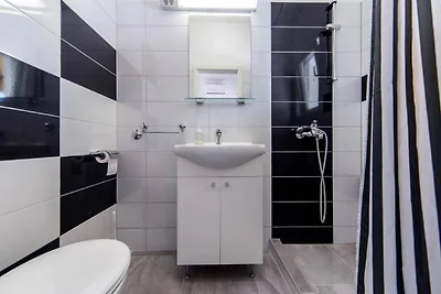 Two Bedroom Apartment With Balcony (A2)