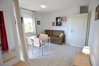 Appartement in Azille bij Lac de Jouarres