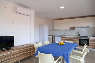 Casa vacanze di charme con piscina a Čara