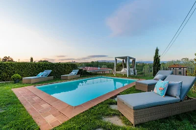 Villa romantica con piscina