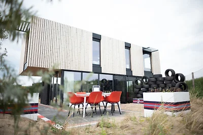 Stilvolle Circuit View Lodge