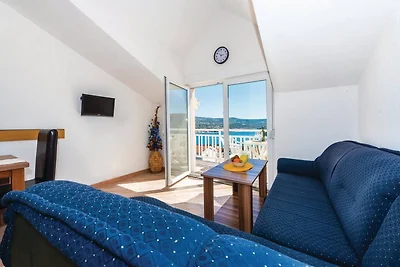 Wohnung, 350 m vom Strand Ponga entfernt