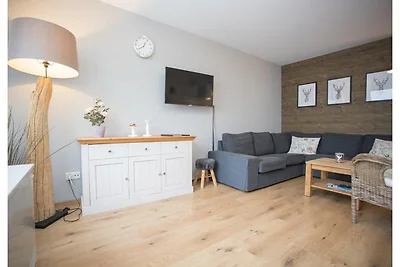 Komplett kernsaniert Ferienwohnung
