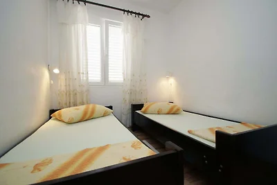 Seafront Apartment Dana - Two Bedroom Apartme...