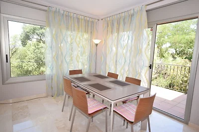 Wohnung mit Terrasse in Castell d'Aro